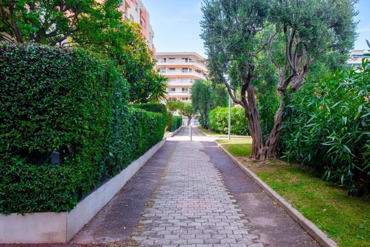 Le Riviera ~ Jardin ~ Parking ~ Climatisation Apartment Cagnes-sur-Mer Ngoại thất bức ảnh